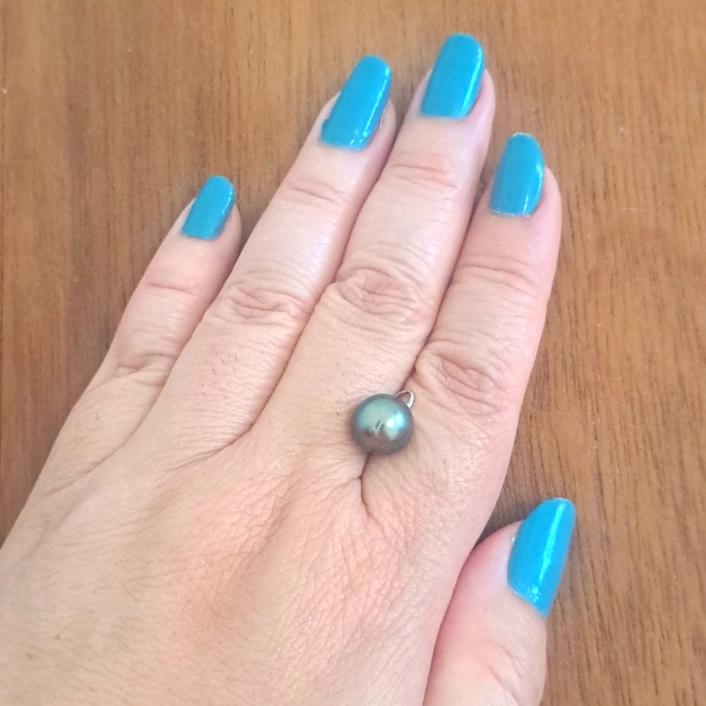 Genuine Tahitian Peacock Pearl Pendant - Picture 6 of 7
